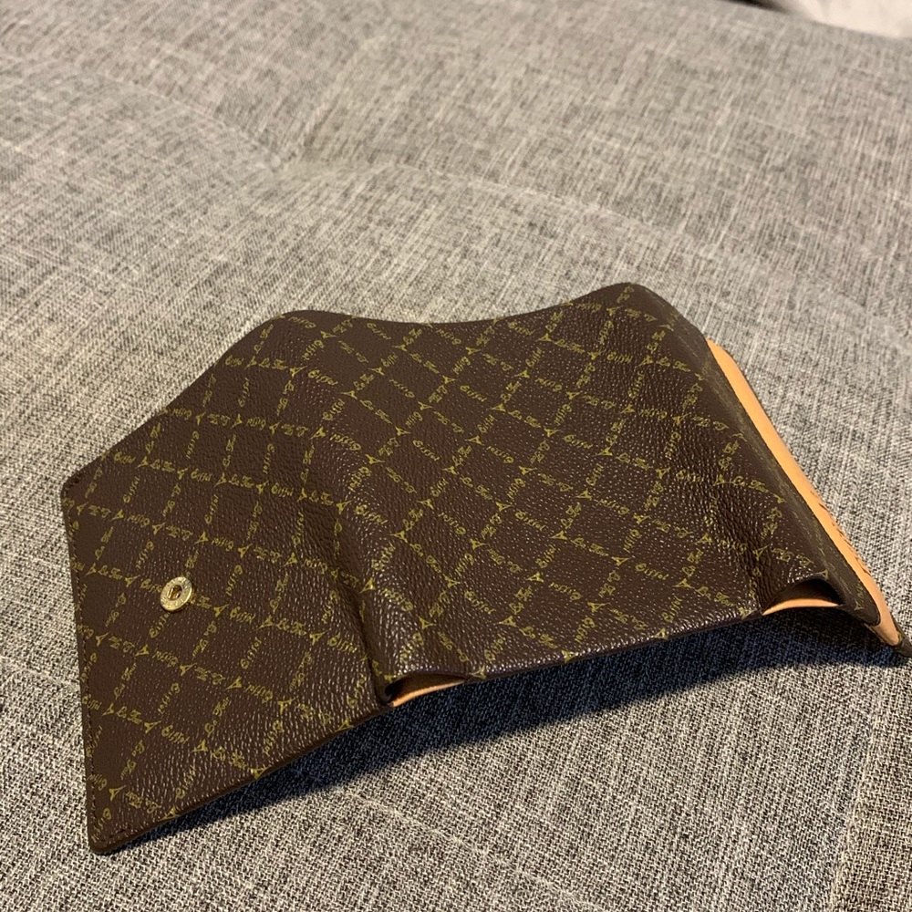 Wallet - Picture 3 of 4